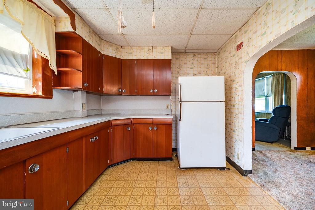 1237 Carbon St Property Photo 14