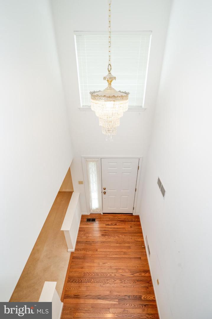 189 Walton Ct Property Photo 14