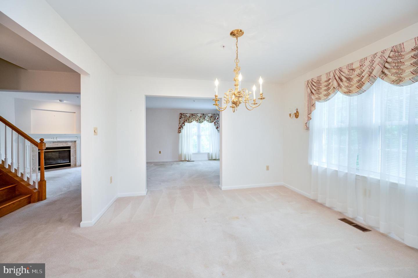 189 Walton Ct Property Photo 20