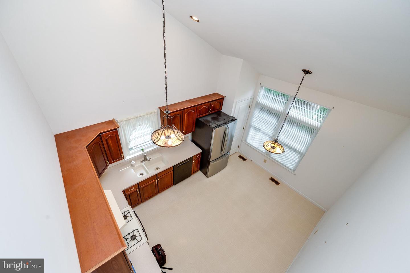 189 Walton Ct Property Photo 29