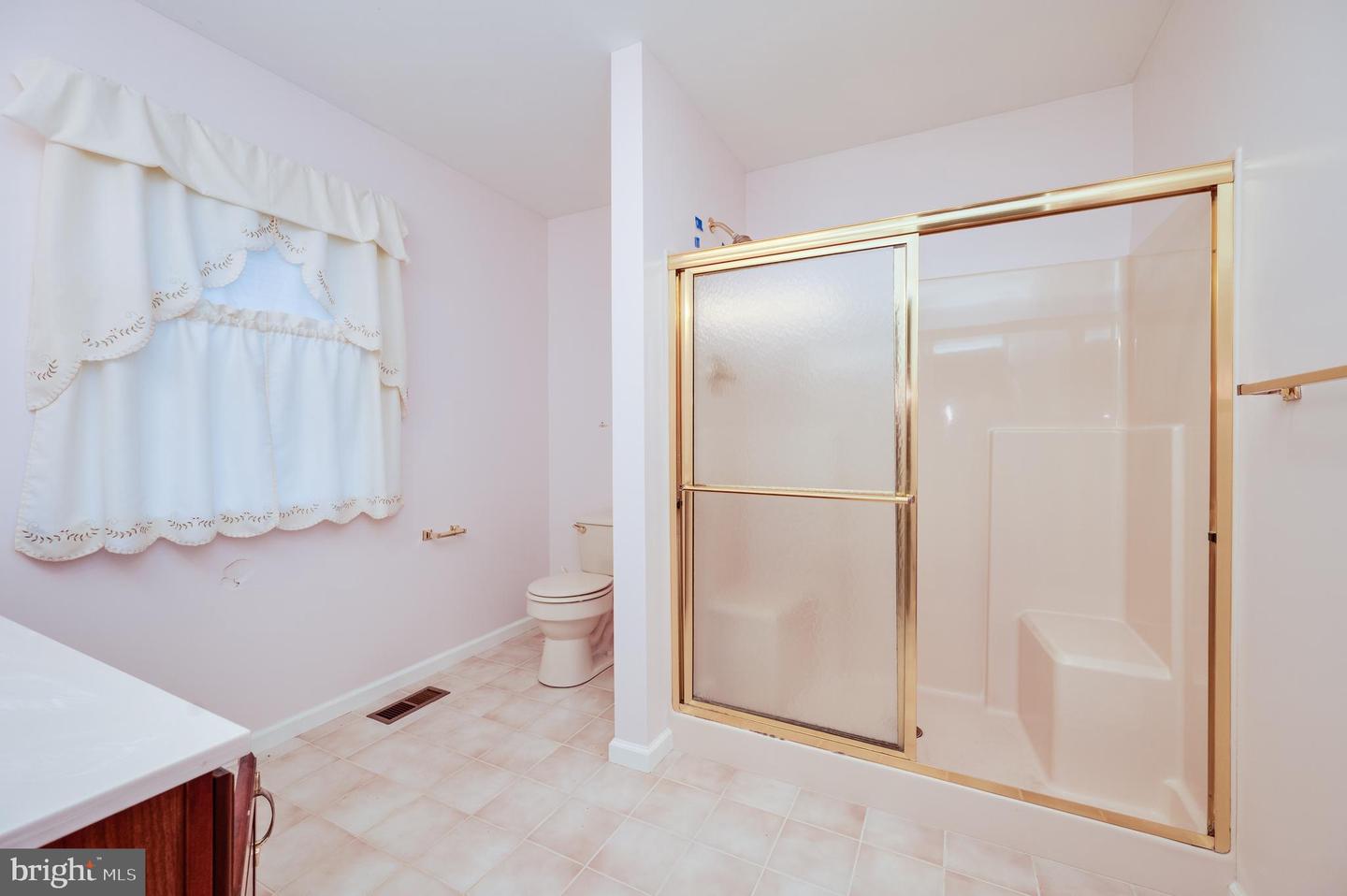 189 Walton Ct Property Photo 32