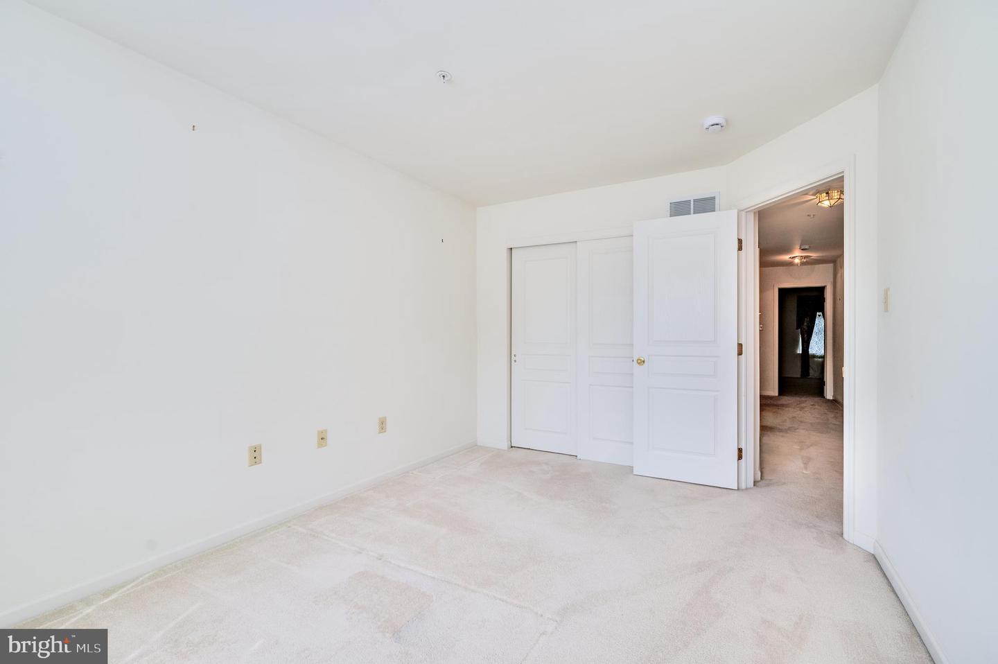 189 Walton Ct Property Photo 34