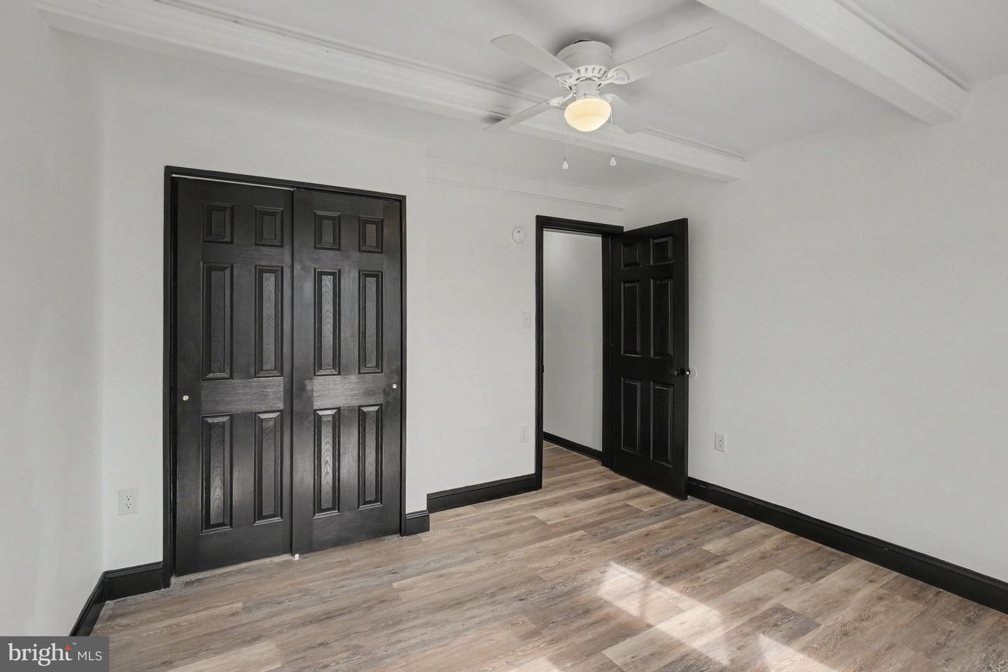 1221 Mulberry St Property Photo 10