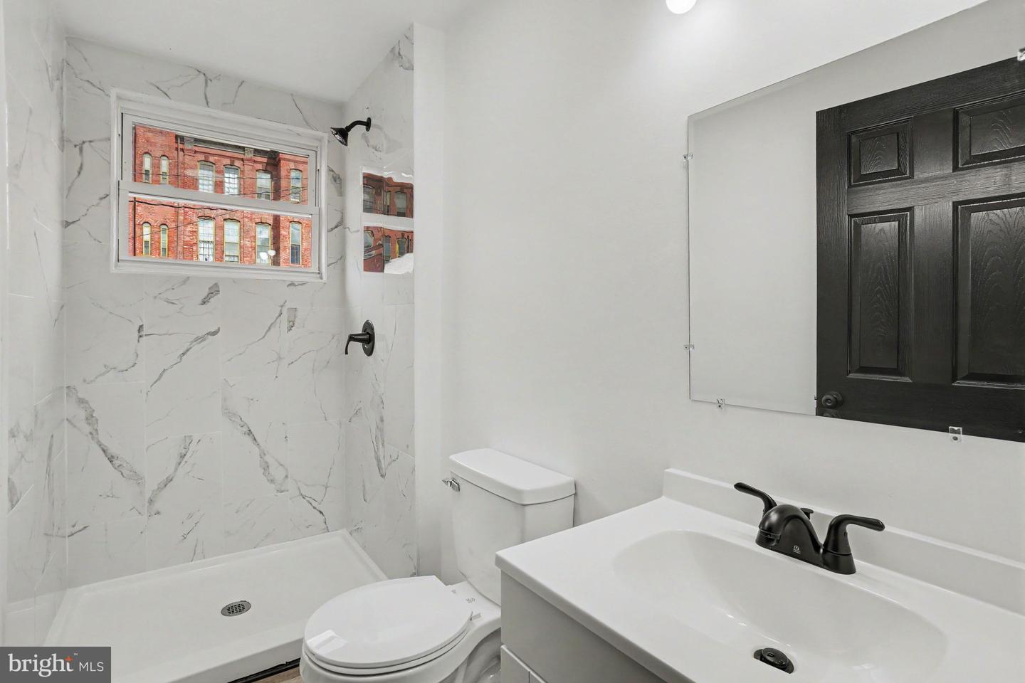 1221 Mulberry St Property Photo 12