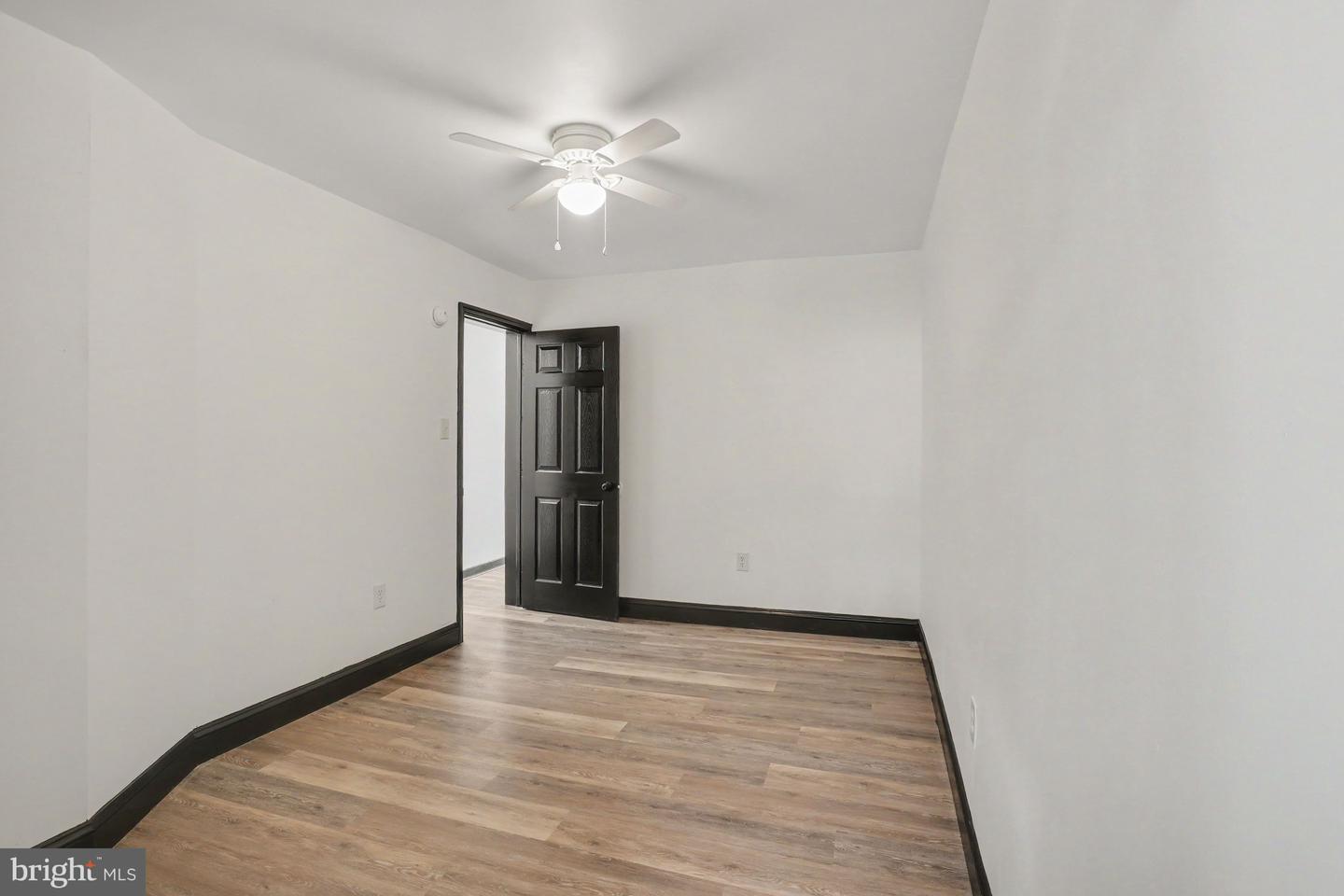 1221 Mulberry St Property Photo 15