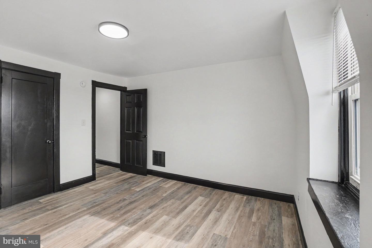 1221 Mulberry St Property Photo 19