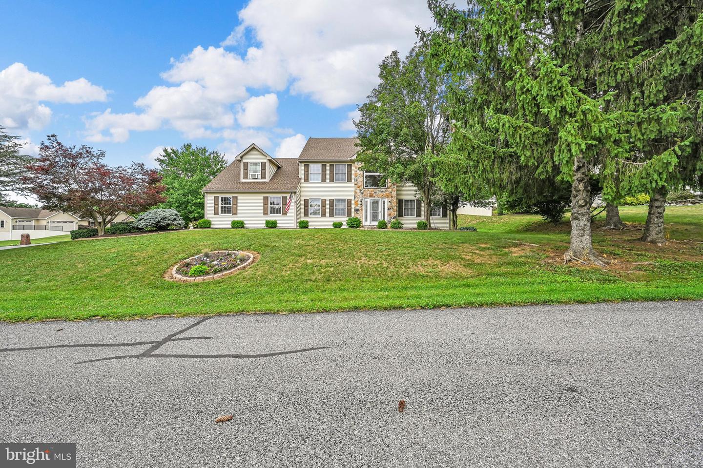 130 VALLEY RD
