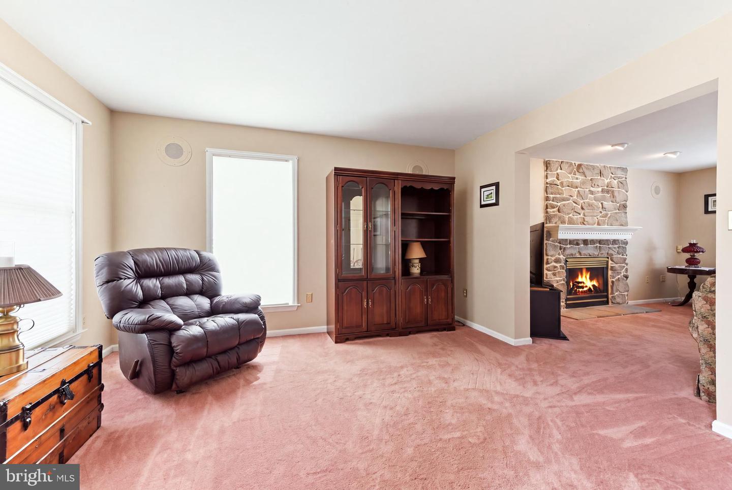 9 Sycamore Dr Property Photo 18
