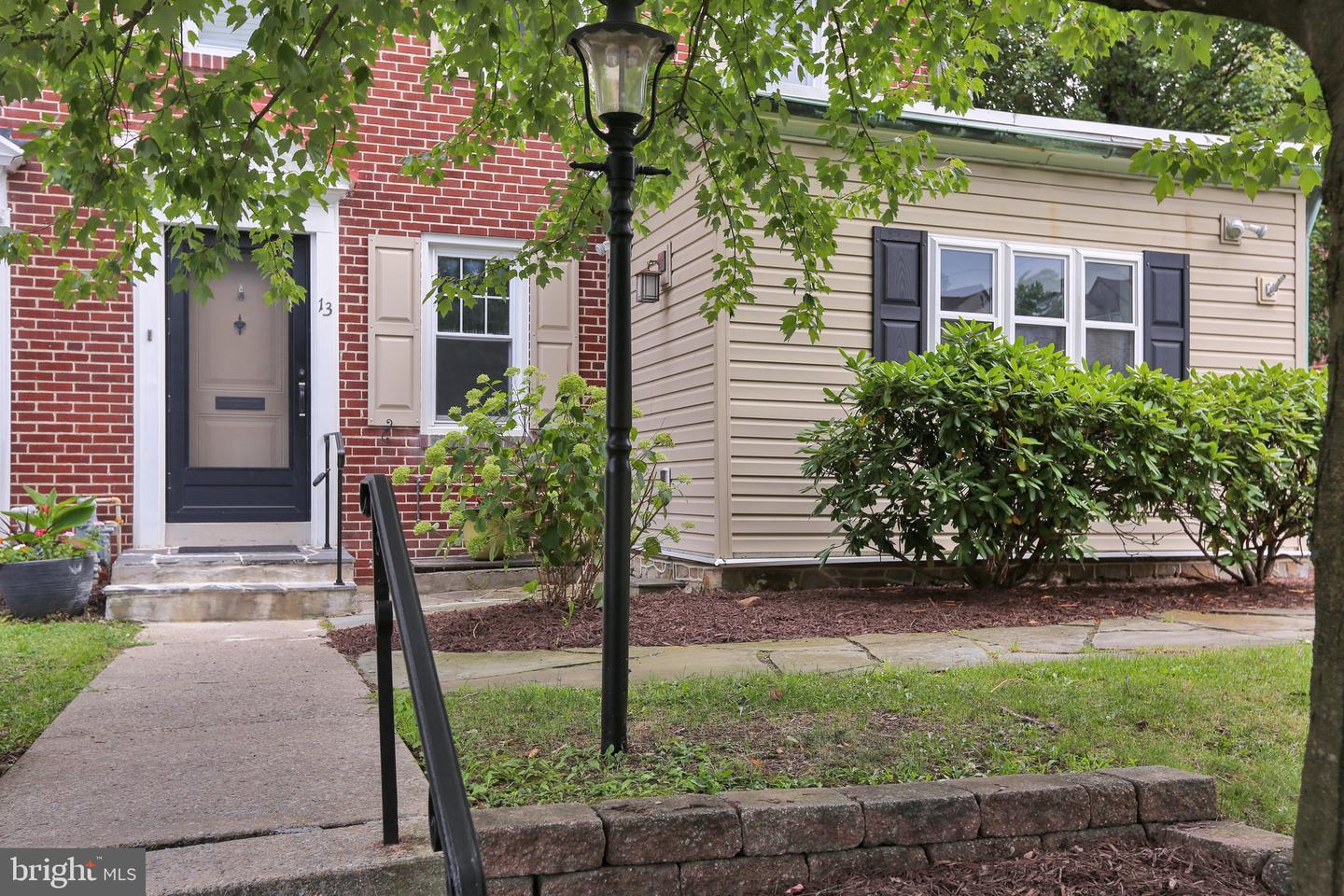 13 Endlich Ave Property Photo 5