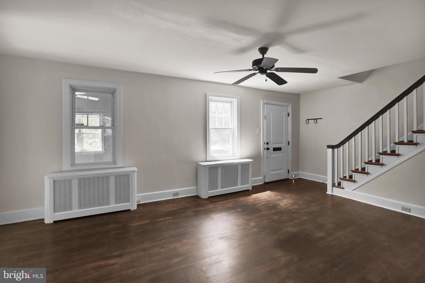 13 Endlich Ave Property Photo 8