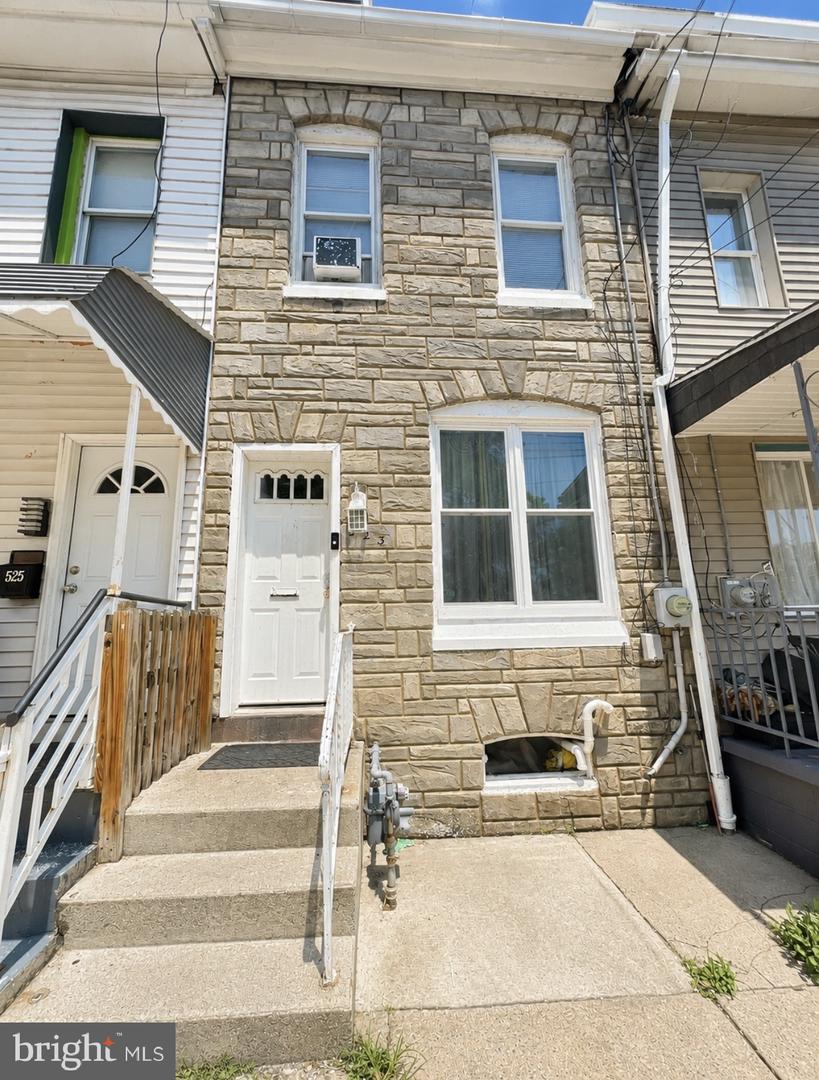 523 TULPEHOCKEN ST