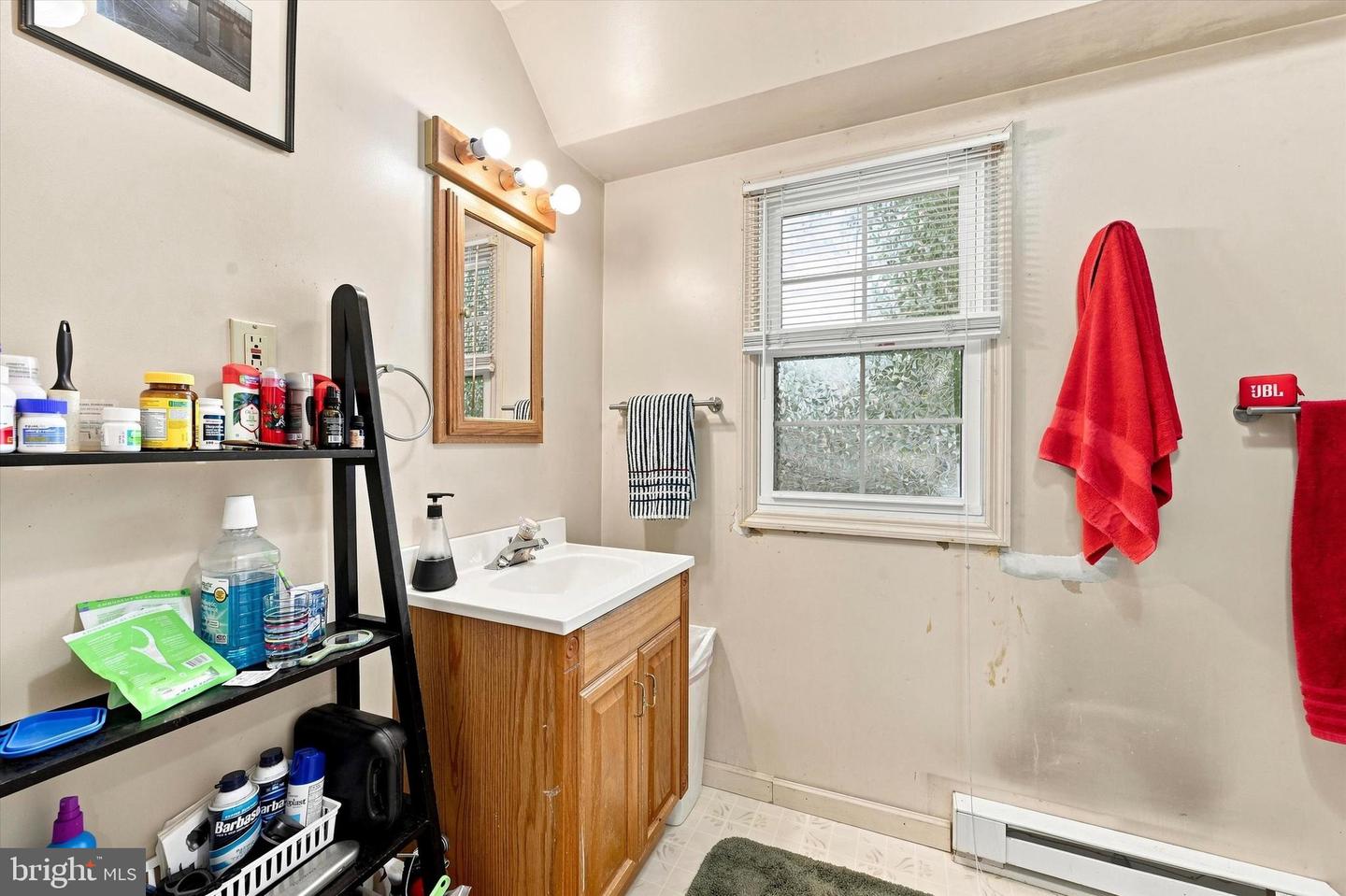 30 Walnut St Property Photo 12