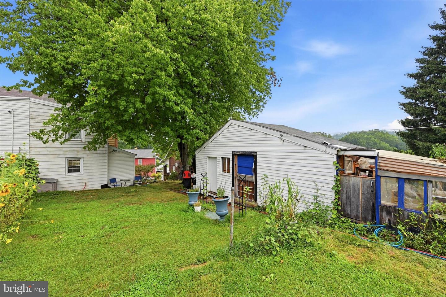 30 Walnut St Property Photo 33