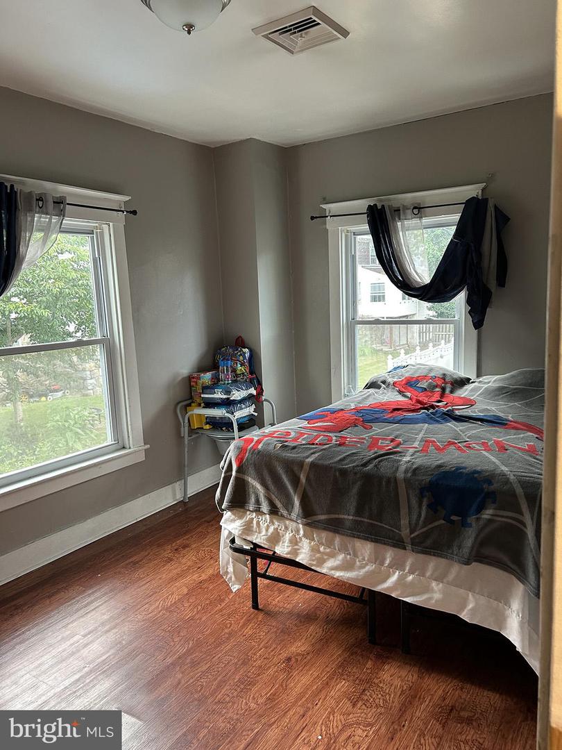 244 Carsonia Ave Property Photo 19