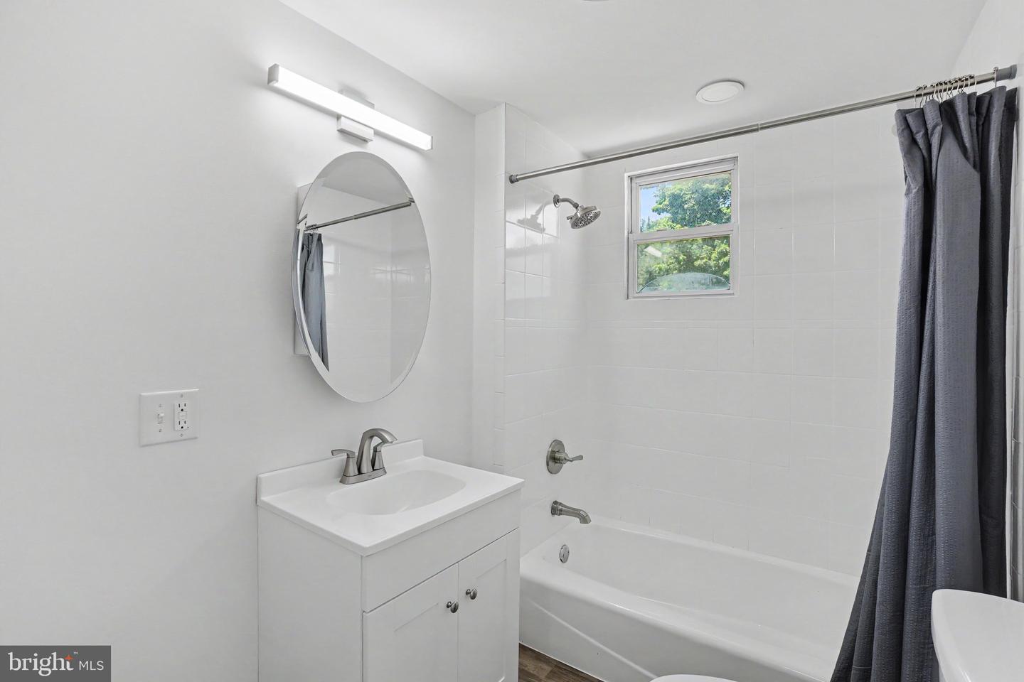 4 Myrtle Ave Property Photo 30
