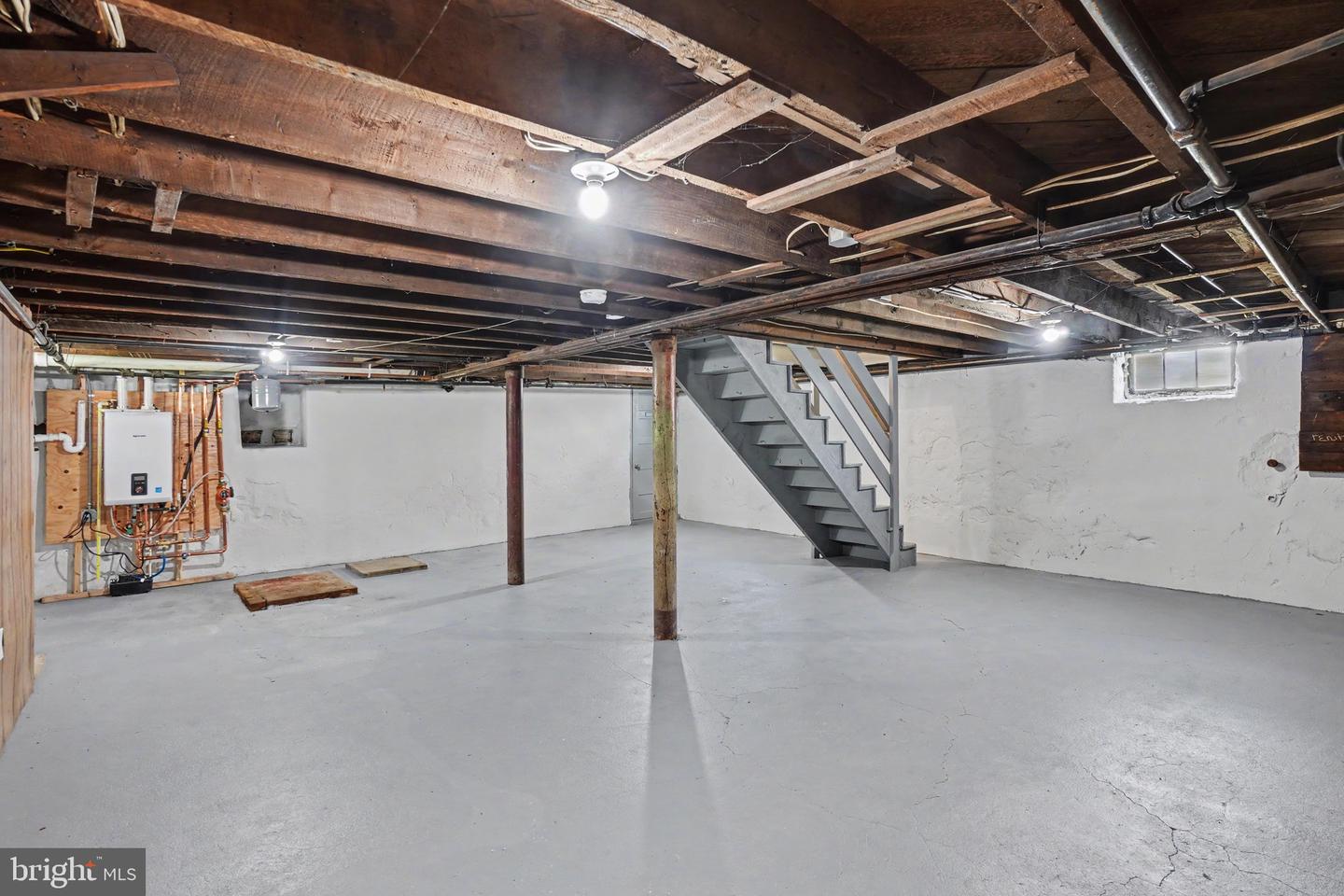 4 Myrtle Ave Property Photo 41