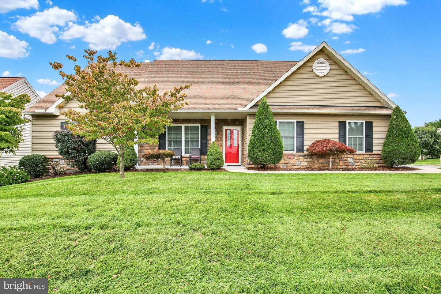 101 Day Lily Dr. Dr Property Photo 2