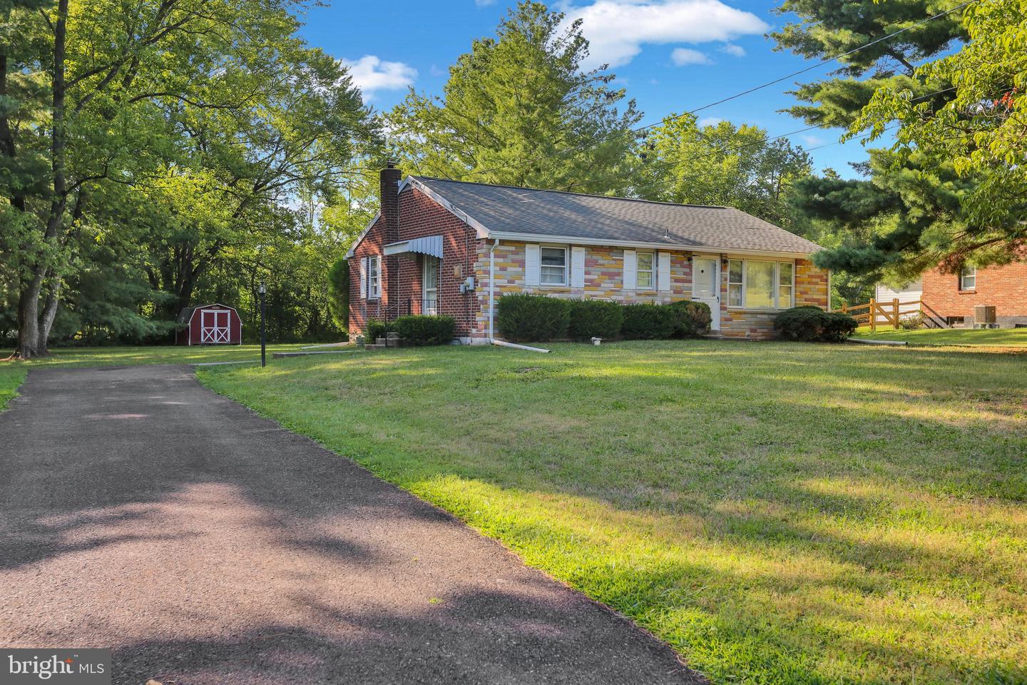 40 Monocacy Rd Property Photo 1
