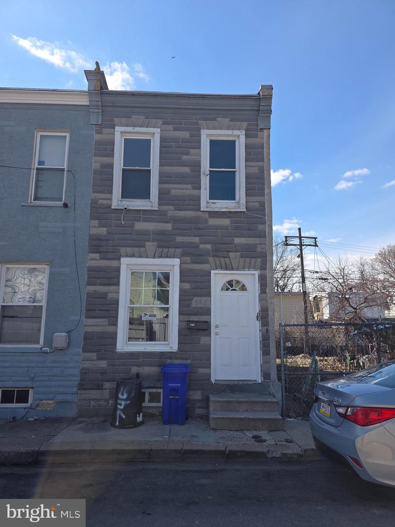 626 EISENBROWN ST Property Photo 1