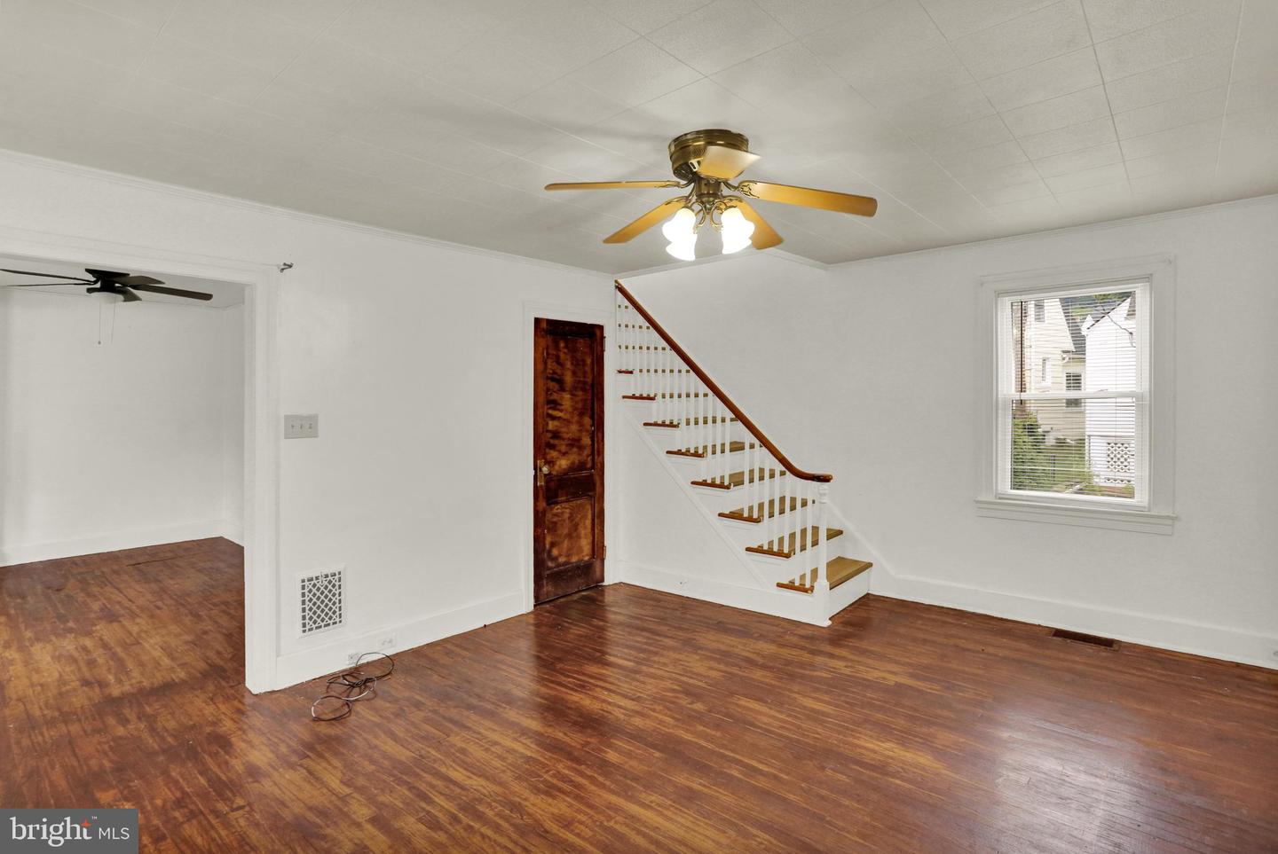 2532 Glenn Ter Property Photo 5