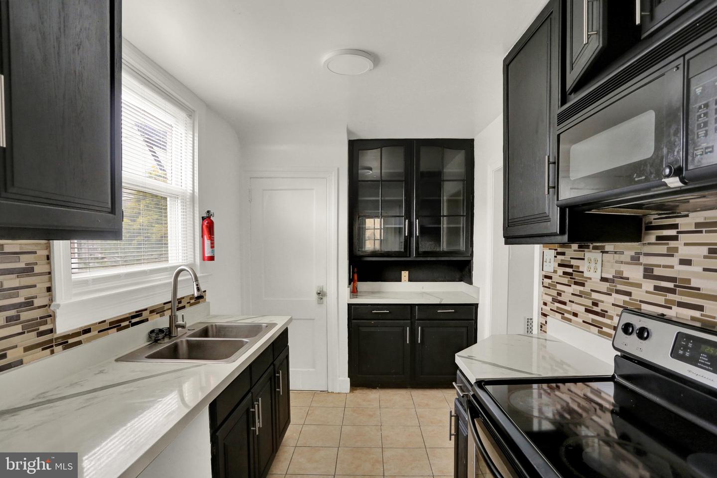 2532 Glenn Ter Property Photo 14