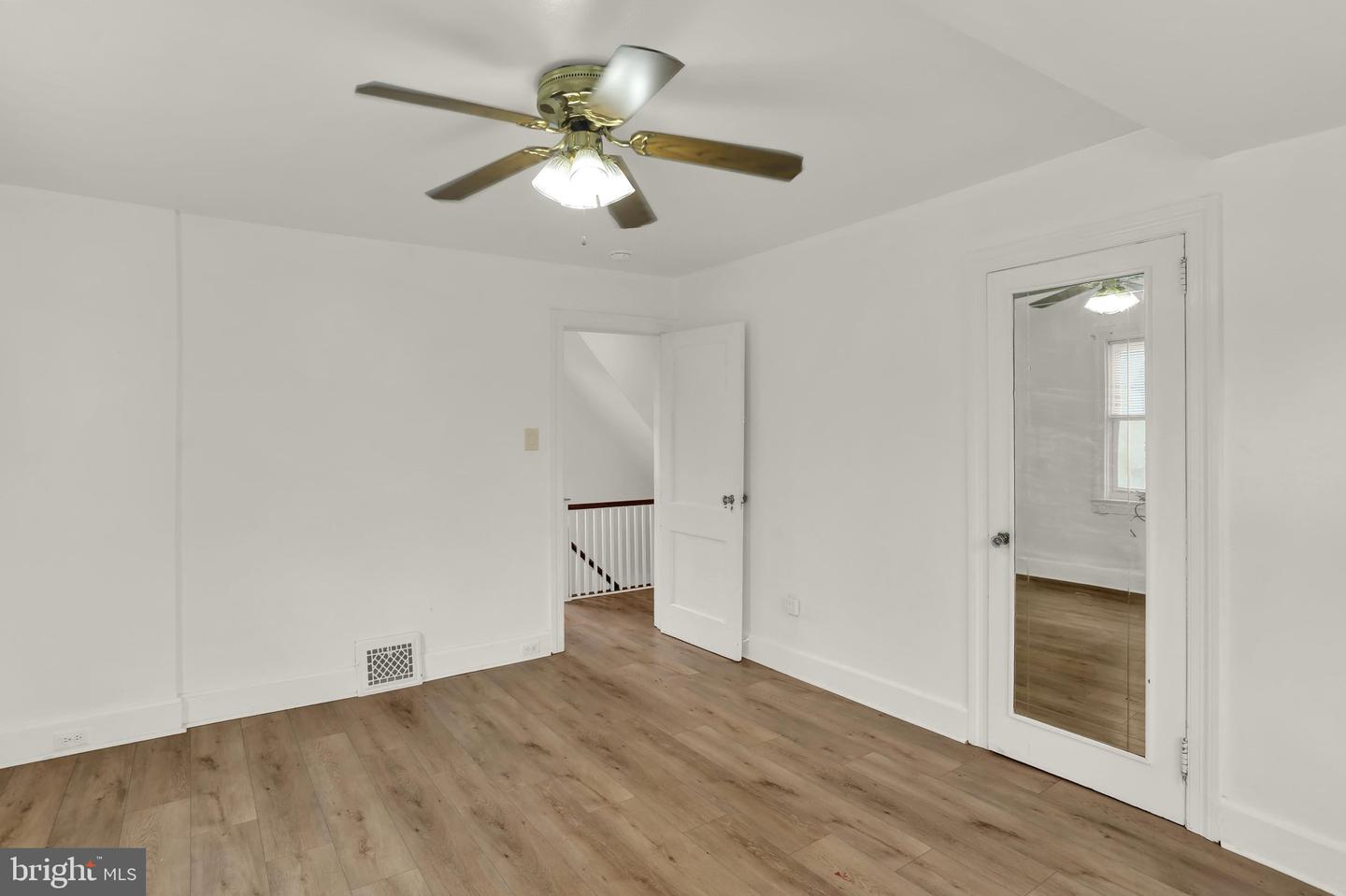 2532 Glenn Ter Property Photo 18