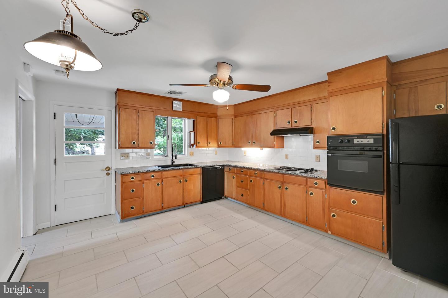176 Wernersville Property Photo 8