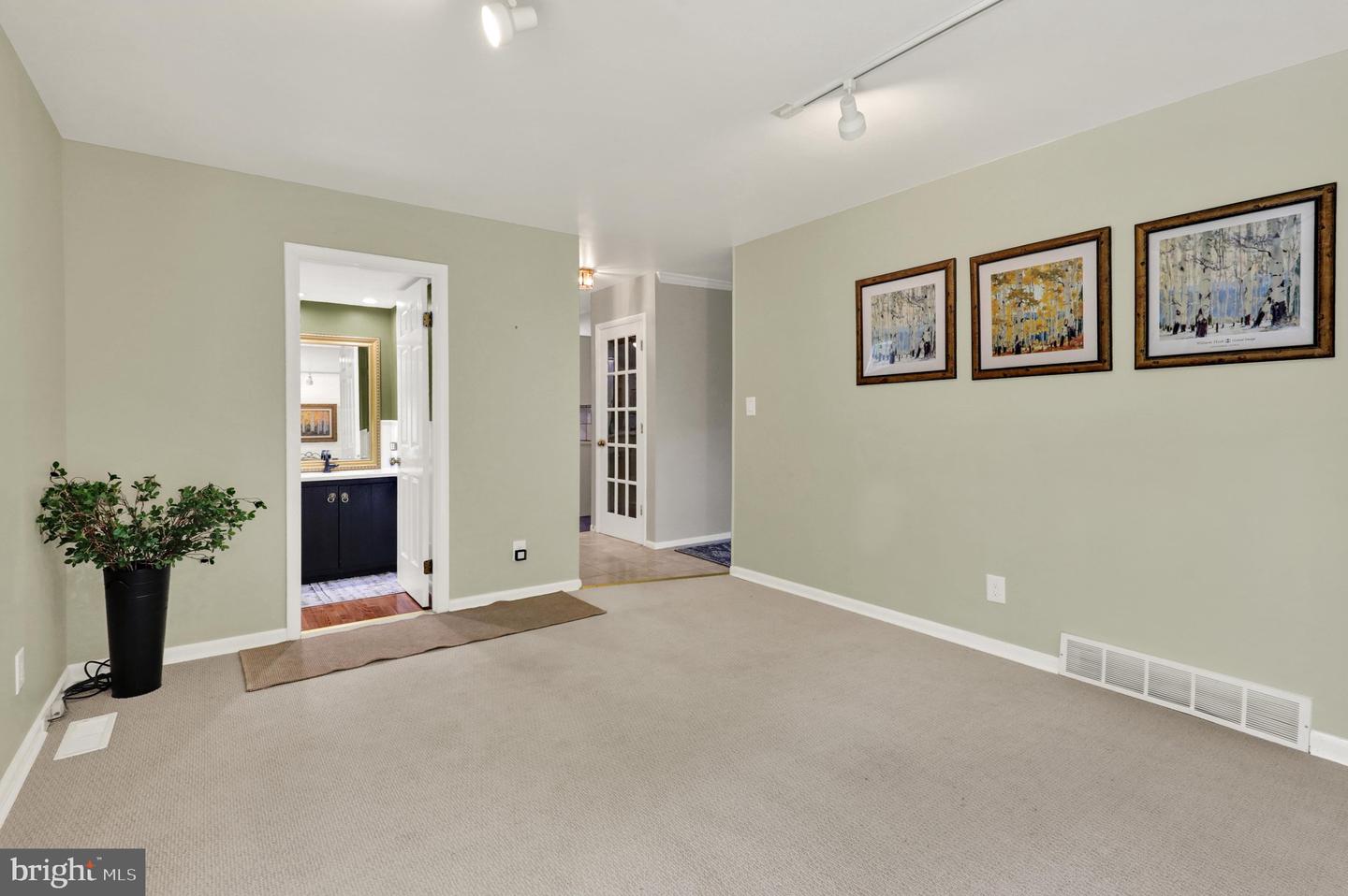 7 Sandy Way Property Photo 12