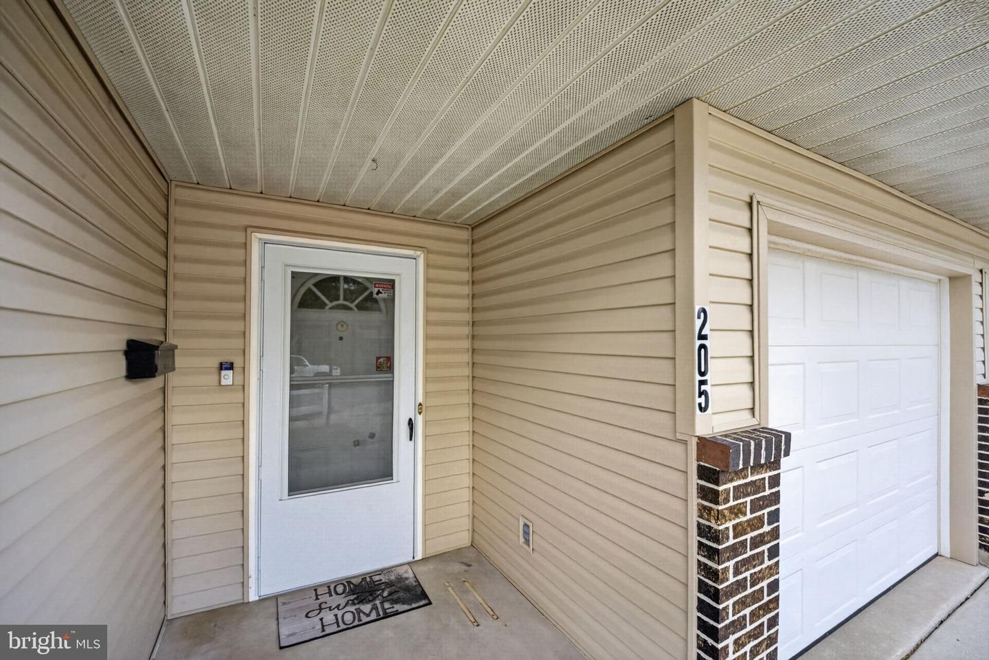205 Elwyn Ave Property Photo 5