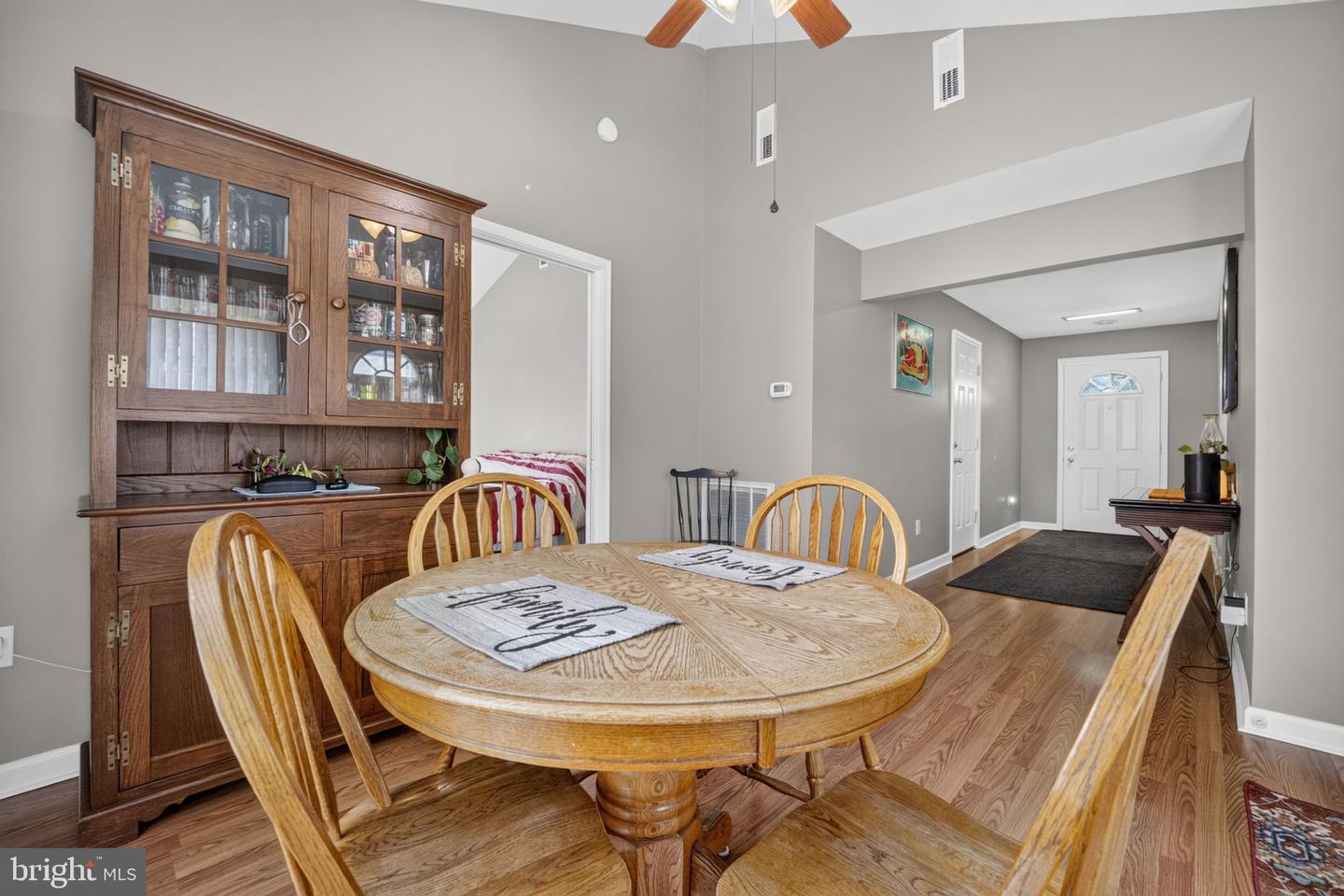 205 Elwyn Ave Property Photo 8
