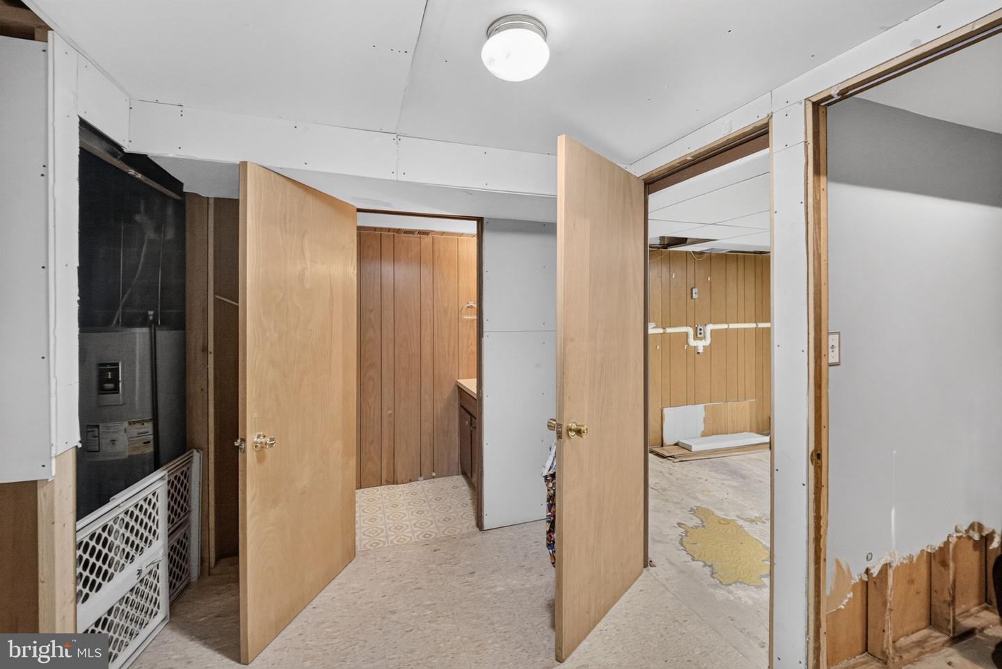 205 Elwyn Ave Property Photo 31