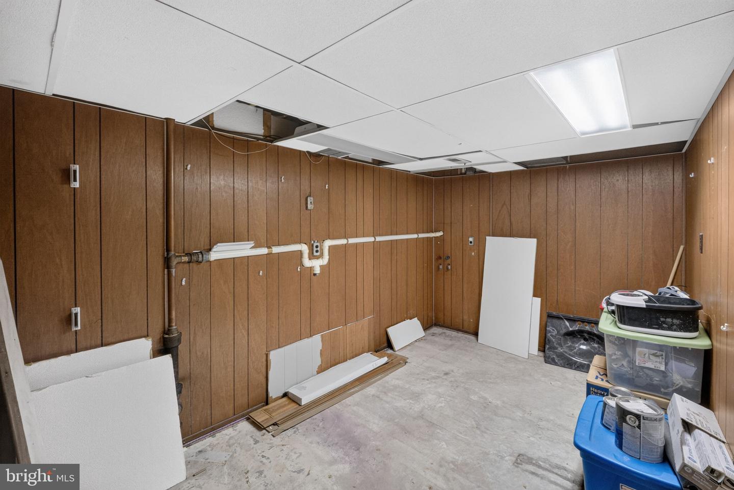 205 Elwyn Ave Property Photo 32