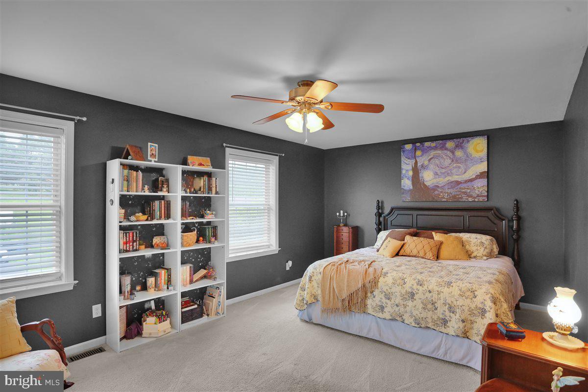 314 Winding Way Property Photo 24