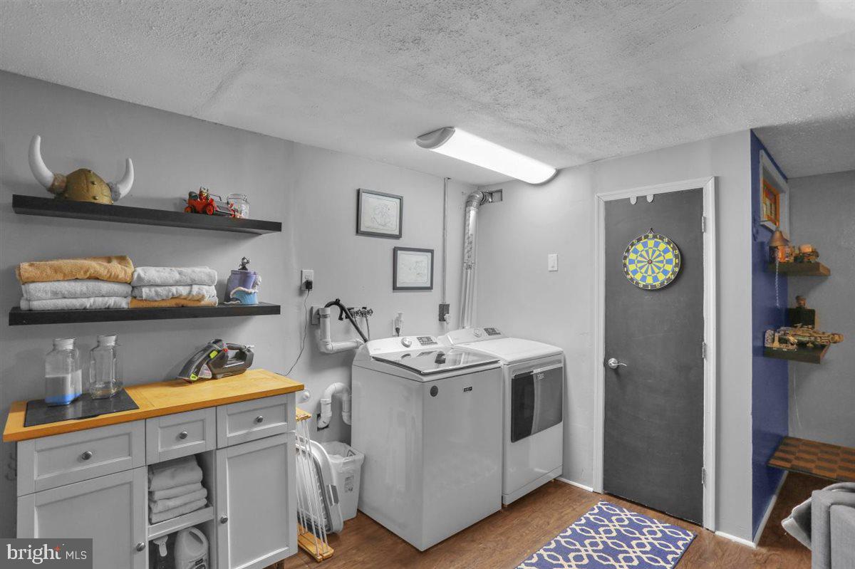 314 Winding Way Property Photo 27