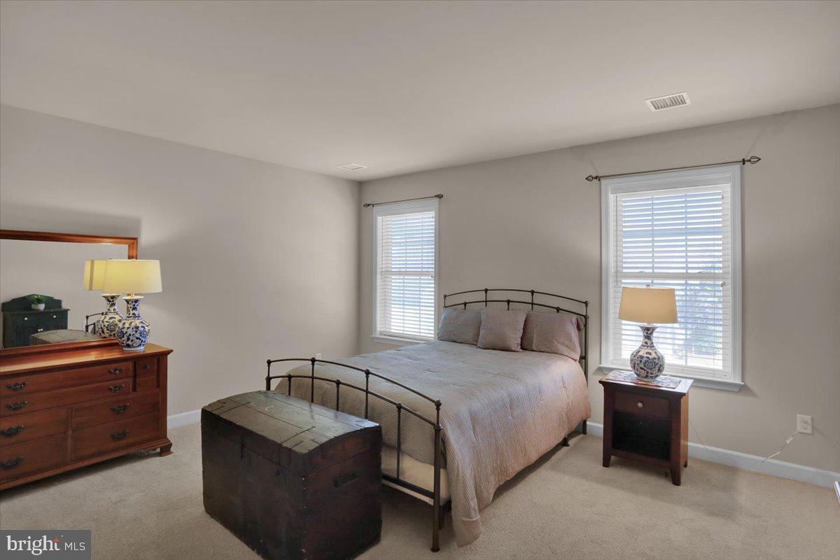 305 Emerald Ln Property Photo 20