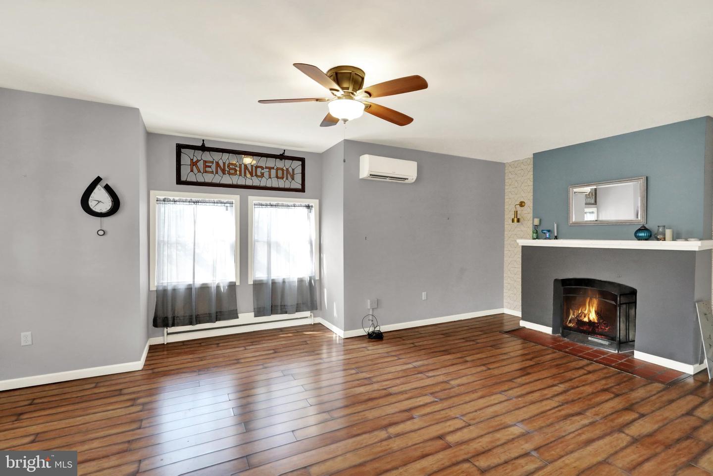 36 Laird St Property Photo 7