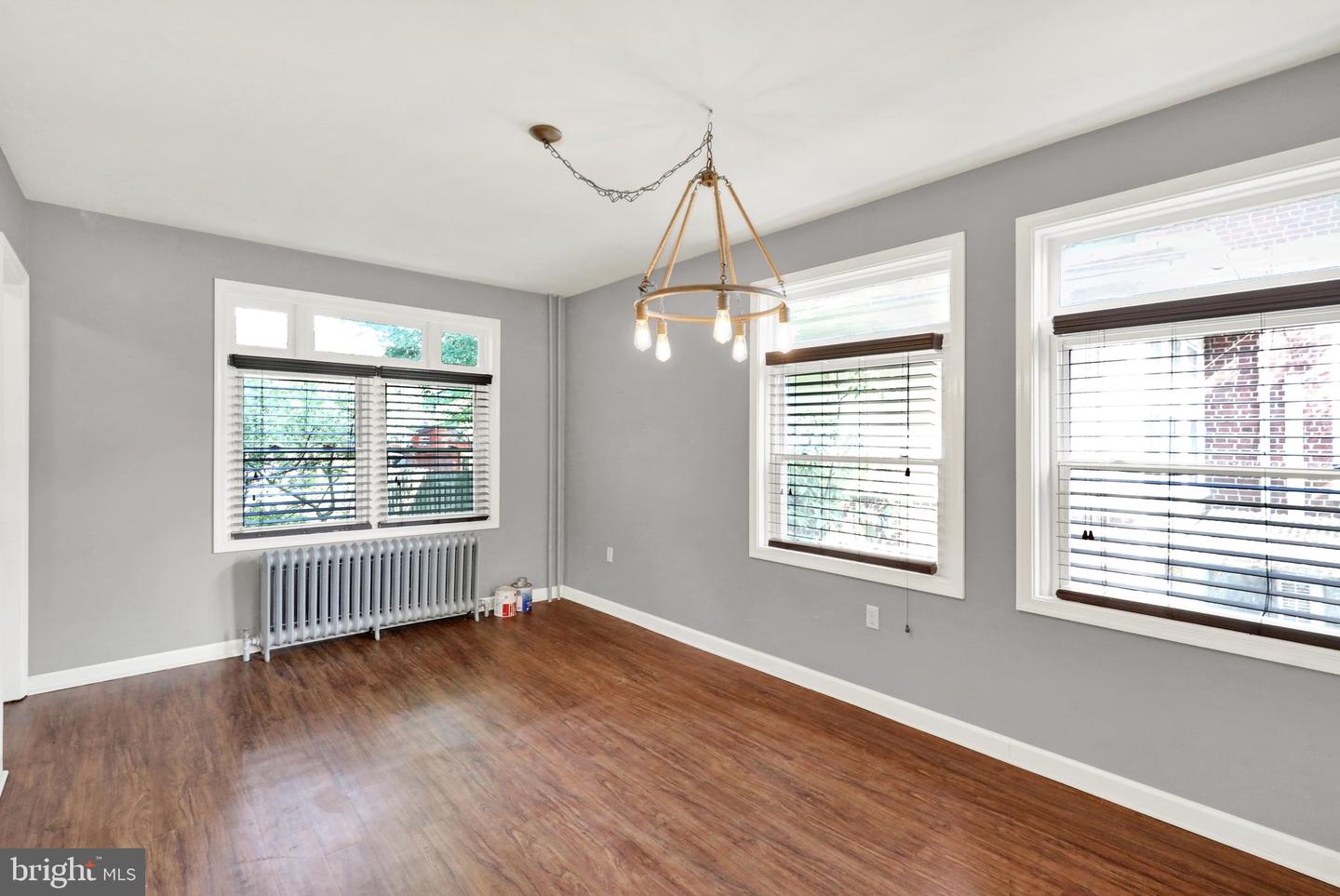 36 Laird St Property Photo 21