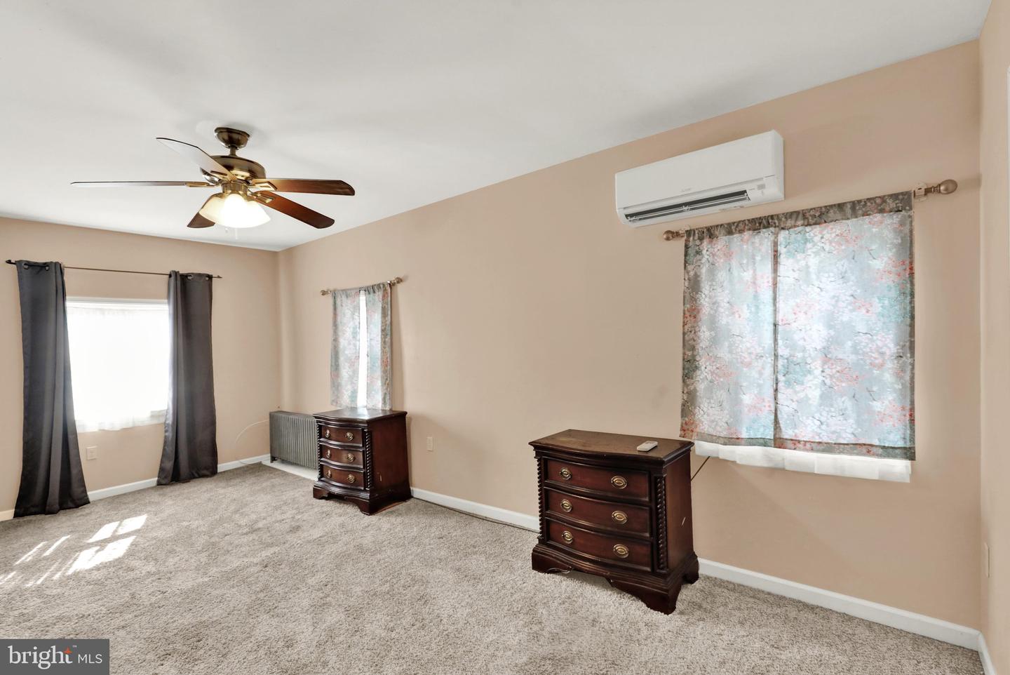 36 Laird St Property Photo 26