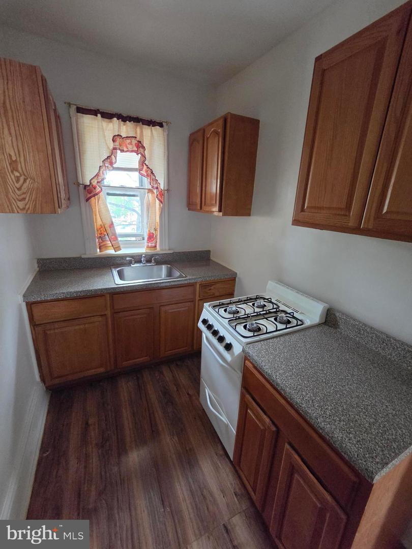 315 N 6th St #2f Property Photo 10