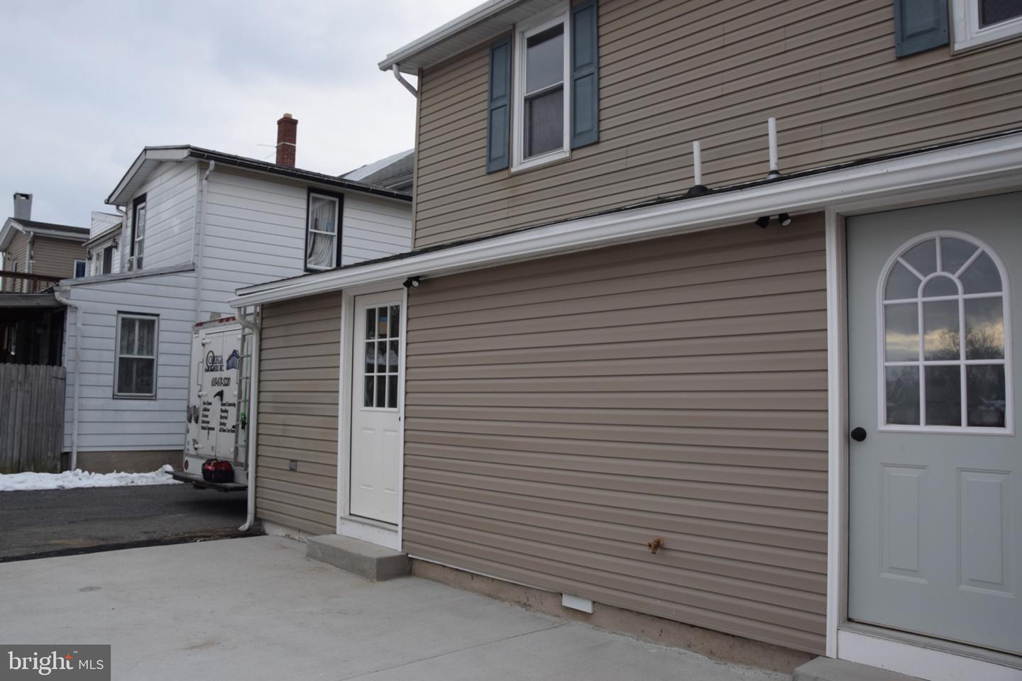 117 N Robeson St Property Photo 14