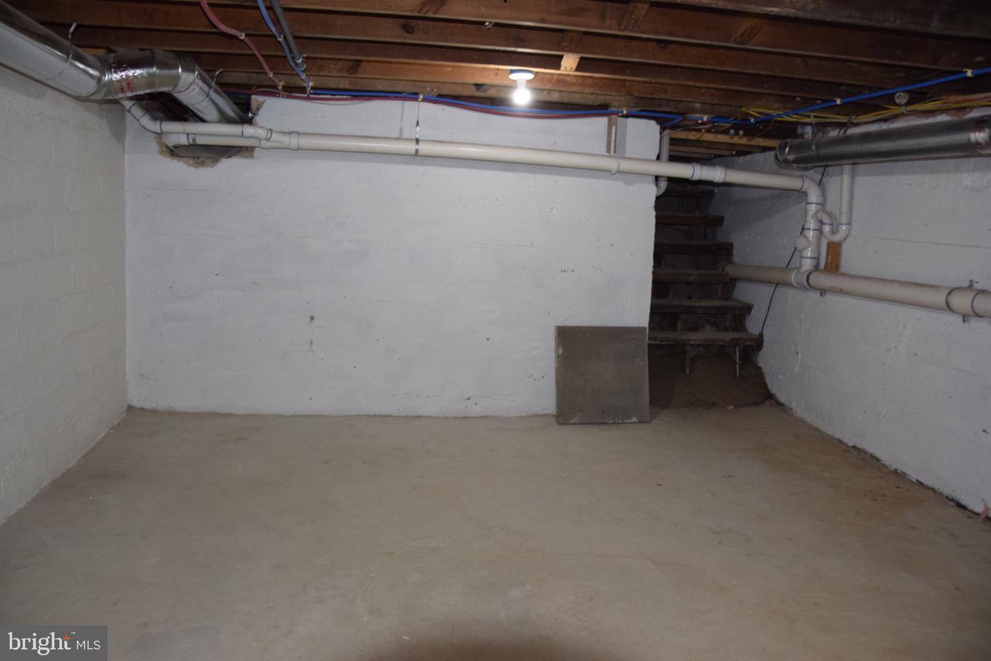 117 N Robeson St Property Photo 18