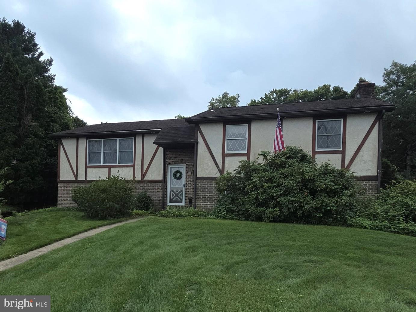 716 Tamarack Trl Property Photo 1