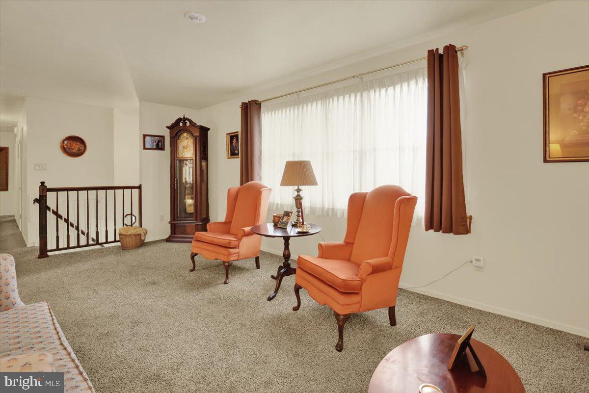 716 Tamarack Trl Property Photo 4