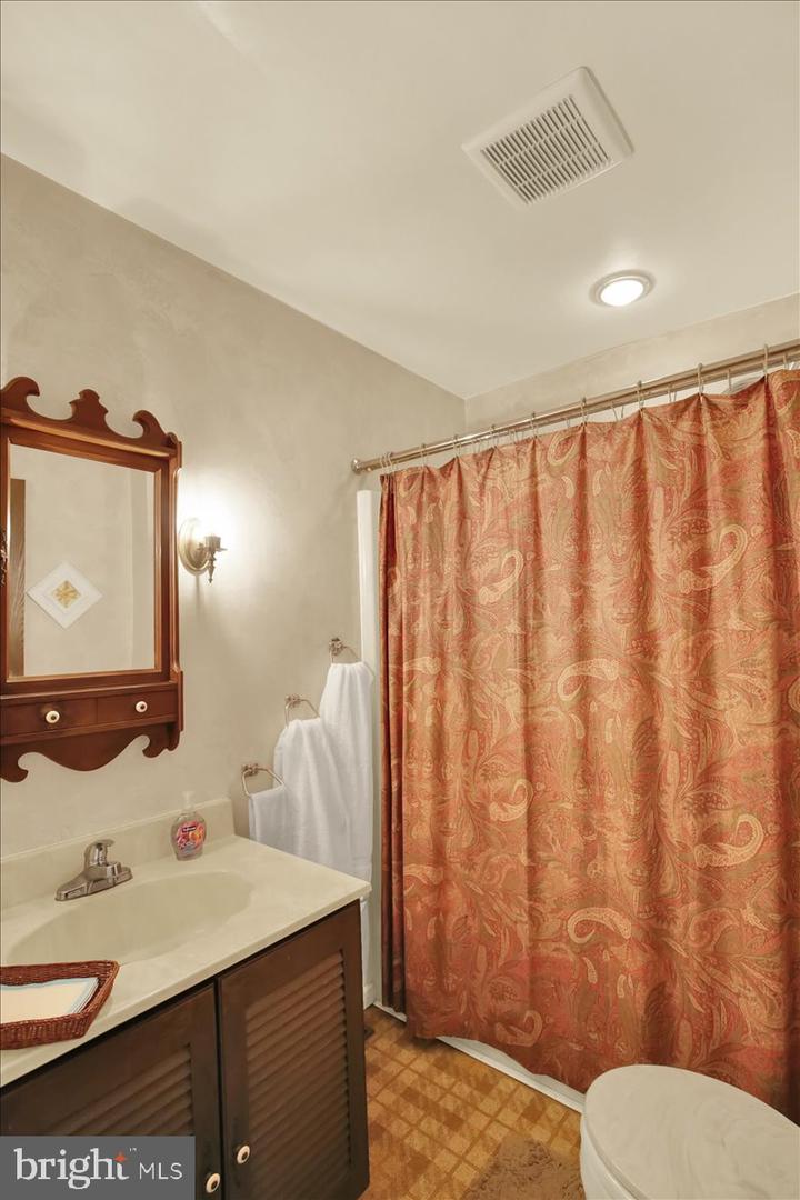 716 Tamarack Trl Property Photo 16