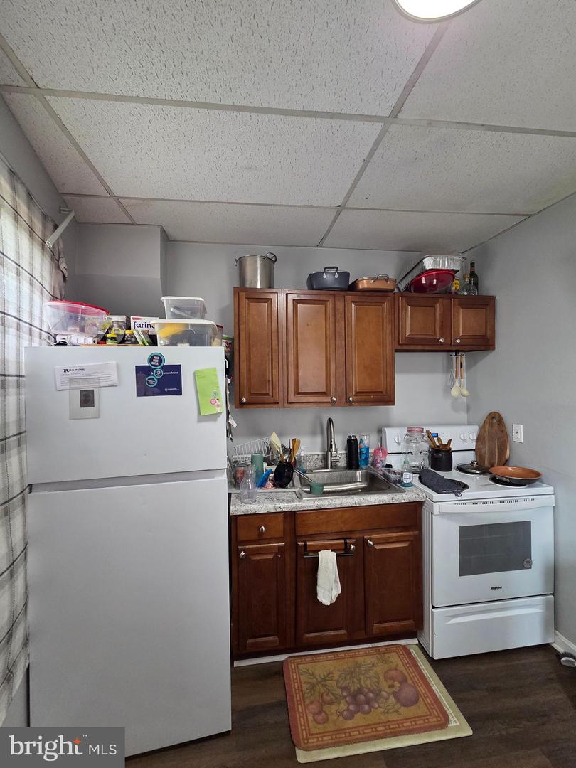 123 W Green St Property Photo 4