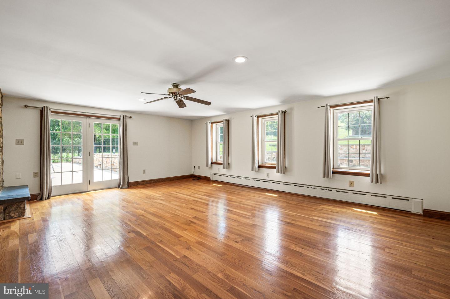 112 Terrace Rd Property Photo 18