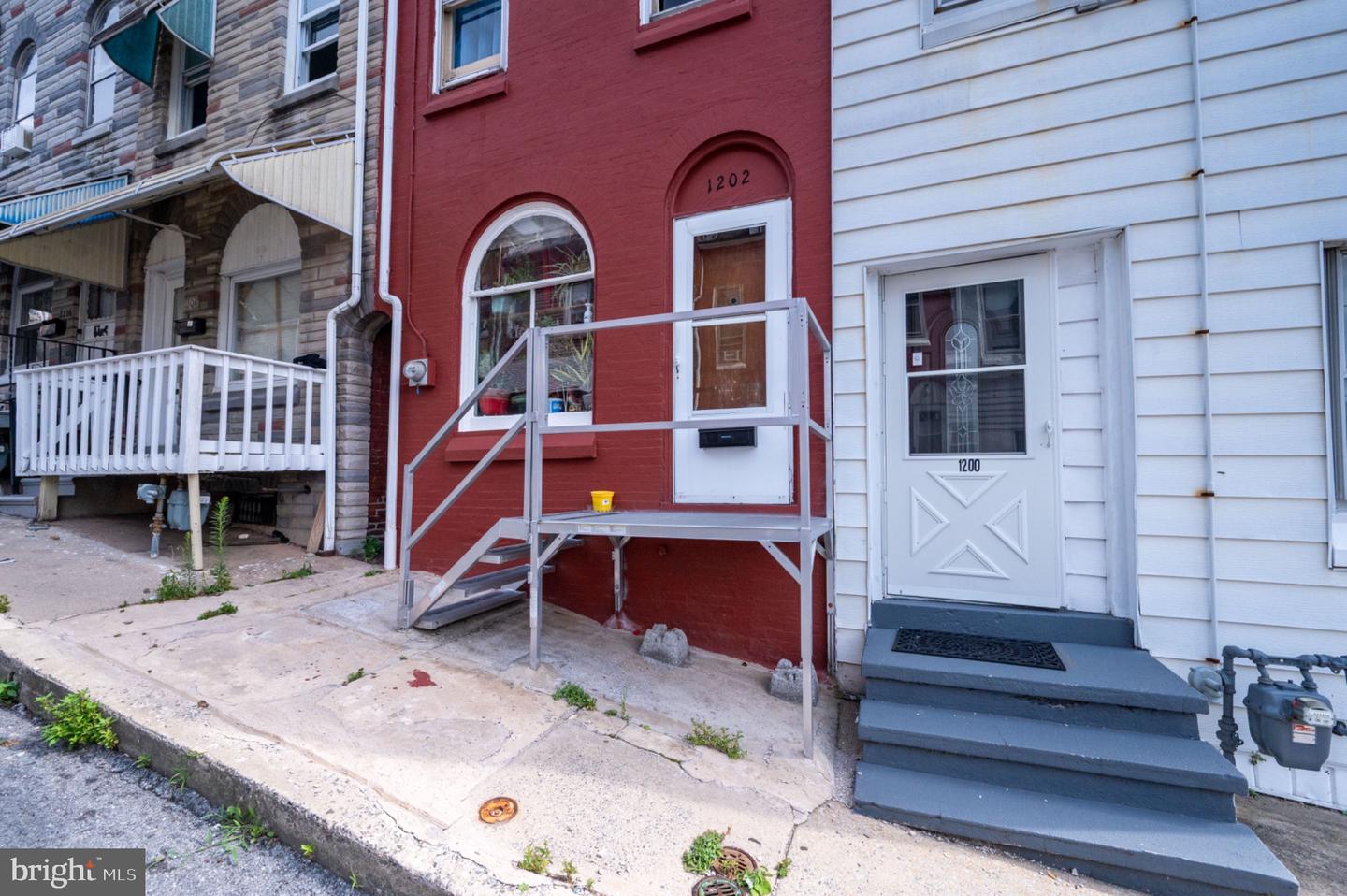 1202 Fidelity St Property Photo 32