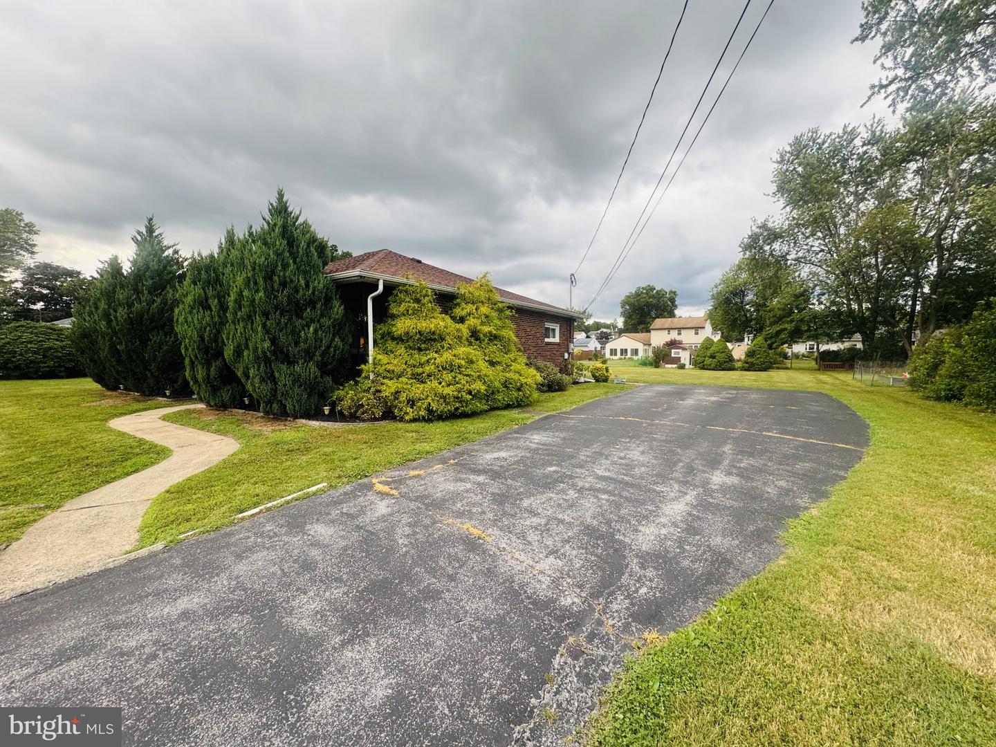 4705 Saint George Property Photo 3