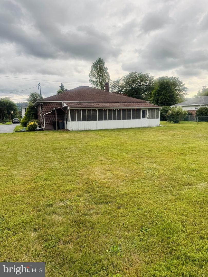 4705 Saint George Property Photo 4