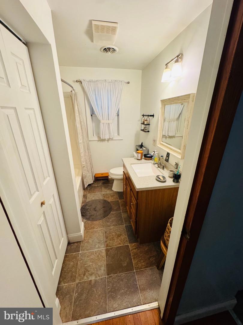 4705 Saint George Property Photo 13